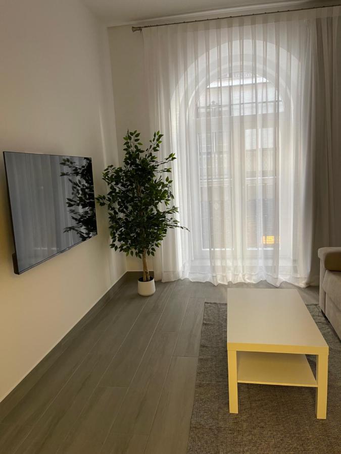 Suara Apartamentos 1 Madrid Ngoại thất bức ảnh