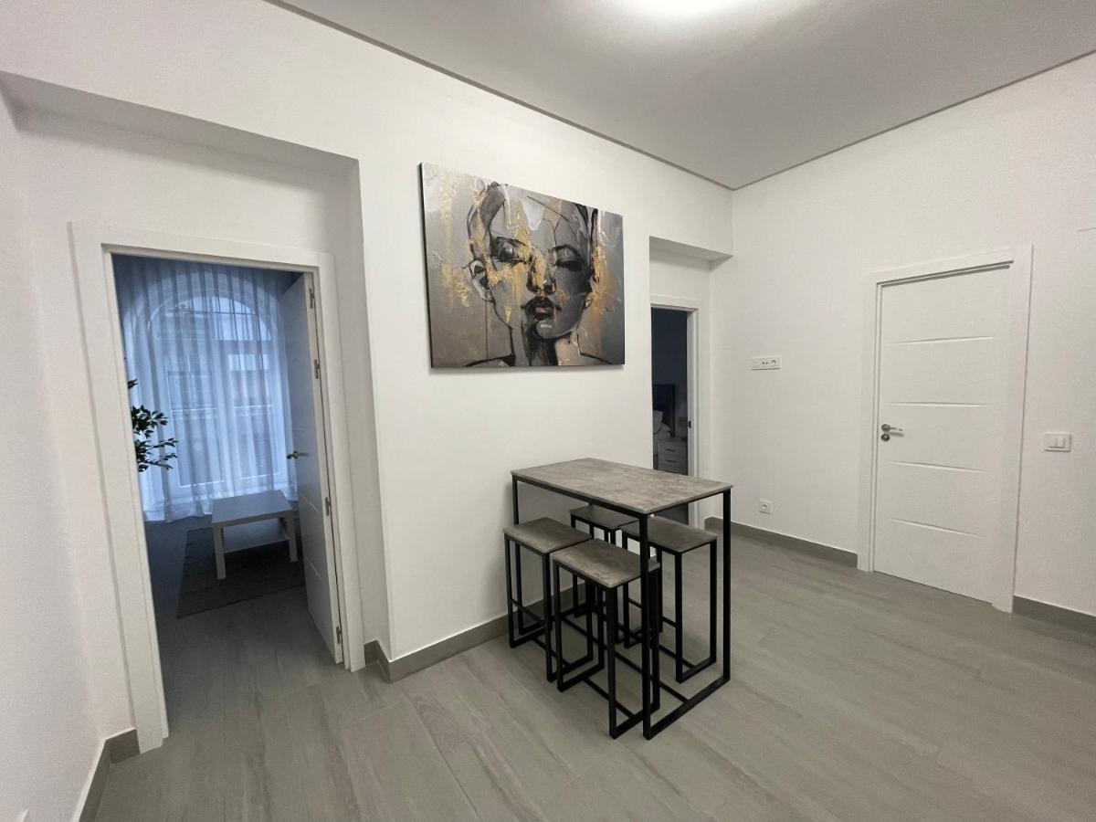Suara Apartamentos 1 Madrid Ngoại thất bức ảnh